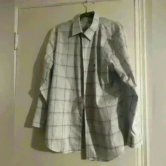 NWT.  Men’s Polo Sport Slim Fit Button Down Dress Shirt XL. 17/ 32/33. No Iron - Picture 1 of 8
